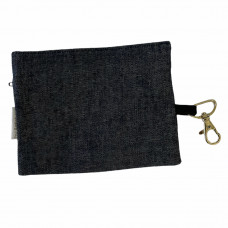 Estuche de tela porta mascarilla. 